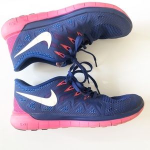 Nike Free purple/pink in good condition. Size 9.5